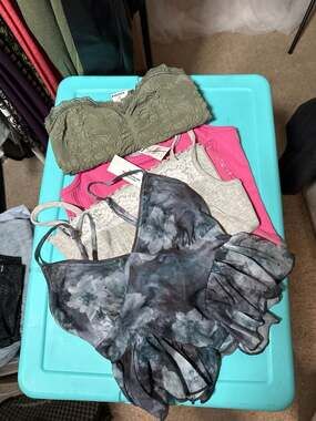 4 Tops From Tilly’s all size S